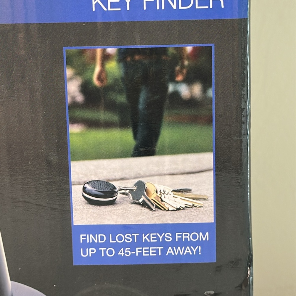 New-Sharper Image Key Finder with Black Design - Picture 2 of 11